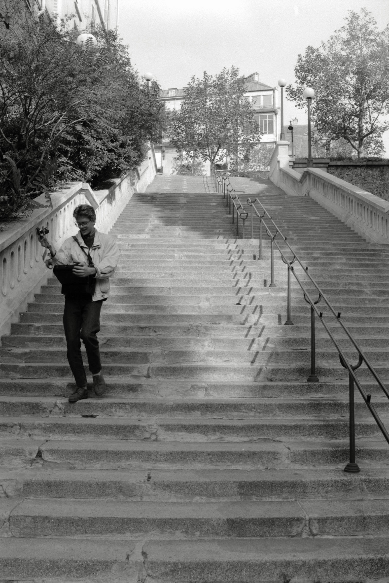 AHP F1990 09 002 sc250506 img34 NLP